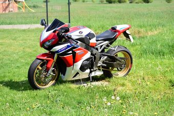 CBR1000RR Fireblade SC59 (r.v. 2009) - 3