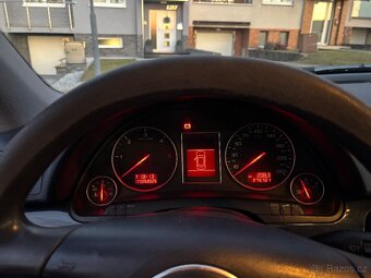 Audi a4 2.5 tdi - 3