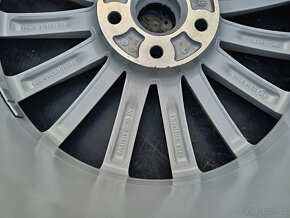 18 originál Škoda Octavia RS nové Pirelli P-Zero 225/40 ZR18 - 3