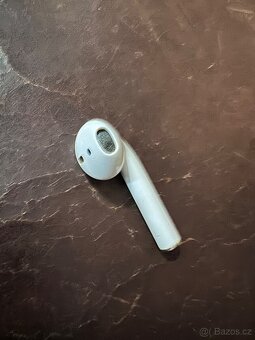 apple airpods 2 gen leva strana - 3