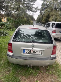 Škoda Octavia Combi 1.6 MPI (rok výroby 2003) - 3