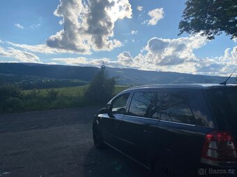 Zafira 1.9 110 kw - 3