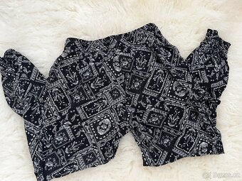Letní kalhoty, zn.H&M, vel.152 - 3