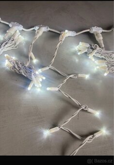 Bílá vánoční světýlka zavěs - 3