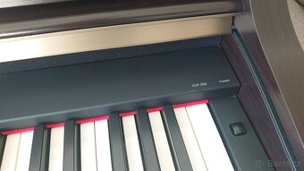 Digitální piano Yamaha Clavinova CLP-330 - 3