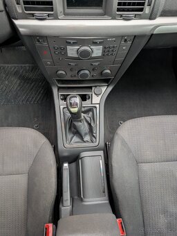 Opel Vectra C komby Z19DTH 110kW tažné, klima Xenony PEPAS - 3