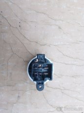 Ford Ranger, Mazda BT50 ,Mazda B2500.. - 3