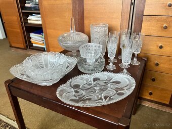 Broušené sklo 7 ks plus 6 skleniček - 3