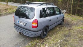Opel Zafira 1,8 rok 2000 - 3