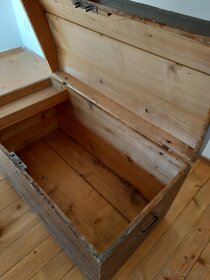 Dřevěná truhla - 3