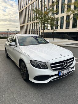 Mercedes-Benz E200 D 2019 - 3