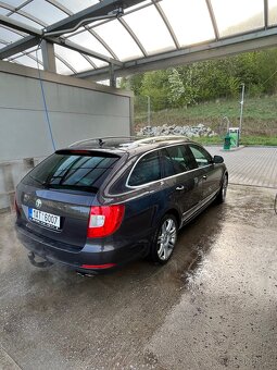 Škoda Superb Combi 3.6fsi 4x4 DSG 2009 - 3