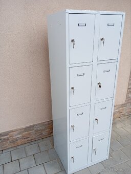 Plechová skříň 8 boxů -I - 3