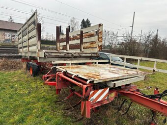 Samonakládací vůz na balíky SMS Rokycany SPLS K31 - 3