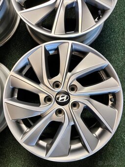 5x114,3 R17 Originál Hyundai i30 TOP STAV - 3