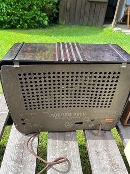 Retro rádia Tesla - 3