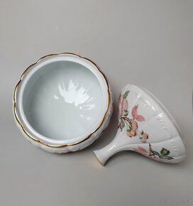 Porcelánová dóza s květinami Royal Porzellan Bavaria KPM - 3