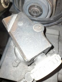 Bruska na ventily spalovacích motorů - 3
