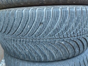 4x 215/45 R17 Good Year, Zimní na dojetí - 3