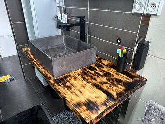 vybavení koupelny včetně stojánkové baterie Hansgrohe - 3