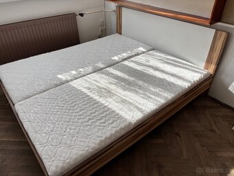 Postel i s matracemi - 3