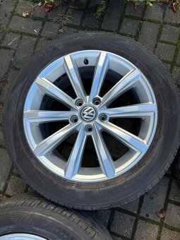 ORIGINÁL Alu Volkswagen London R17, 5x112 - LETNÍ PNEU - 3