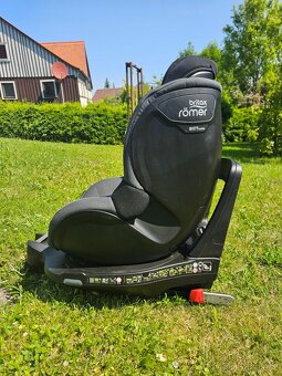 Britax Dualfix m i-size - 3