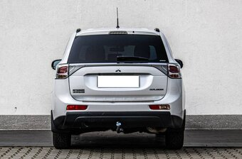 Mitsubishi Outlander  2268cm³, 110kW (150PS) - 3