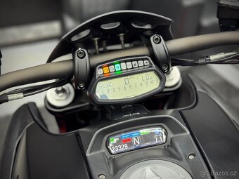 Ducati Diavel Carbon 2017 - 3