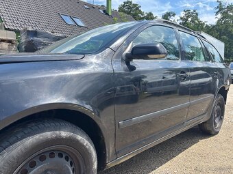 Skoda octavia II / 2 nahradni dily - 3