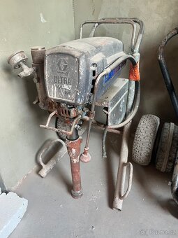 Vysokotlaký stříkací stroj Graco Storch - 3