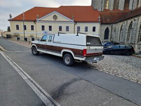 Ford F-150 Ranger Lariat V8 automat - 3