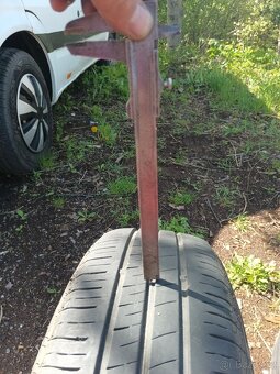 Litá kola s letními pneu 185/65 R14 - 3