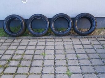 ZIMNÍ PNEU 215 55 17 - 3