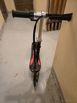 Dětská elektrická koloběžka - 3