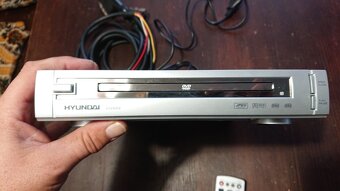 DVD přehrávač Hyundai DV2X202 - téměř nepoužitý - 3
