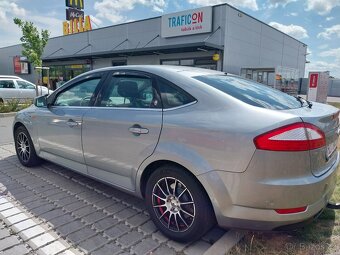Ford Mondeo 2.0i Ghia - 3