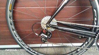 Karbonové kolo Kuota Kharma - 3