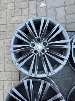 ORIGINÁL Alu Škoda Canopus R19, 5x112 - TOP STAV - 3