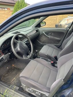 Prodám Honda Civic 1,4i 1999 66kw - 3