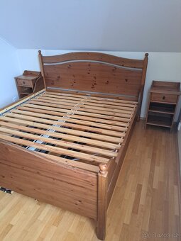 Manželská postel + 2x noční stolek Leksvik Ikea - 3