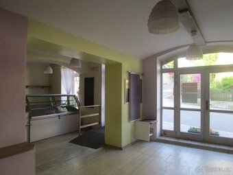Pronájem-obchod 130m2 - 3
