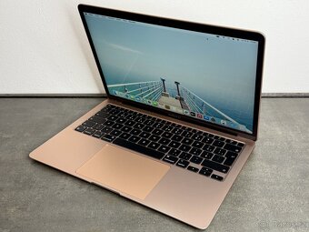 MacBook Air 13'' 2020 / M1 / 8GB / 256GB SSD / Gold - 3