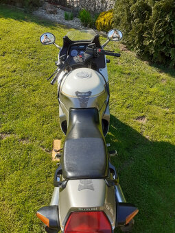 GSX 1100 F - 3