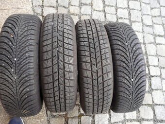 ZIMNÍ PNEU + DISKY ŠKODA 14"VW SEAT 165/70R14 - 3