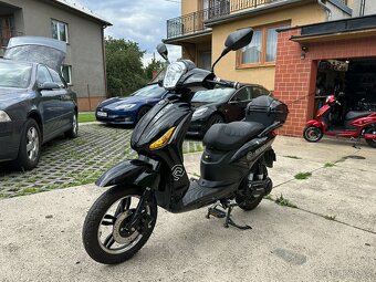 Elektroskútr Racceway E-Moped 70 km/h Nejlepší tuning 5,2kW - 3