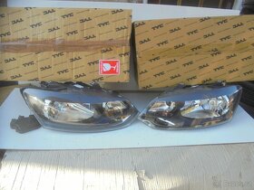 Zpět na výpis VW POLO 6R - přední světla H4 - 3