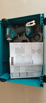 MAKITA RÁZOVÝ ŠROUBOVÁK TD001GZ02 S KUFREM - 3