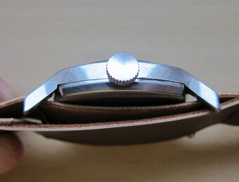 První československé pilotní letecké hodinky LONGINES jdoucí - 3