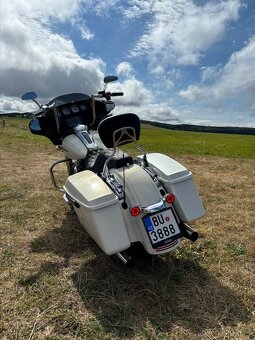 Harley Davidson Street Glide Special - 3